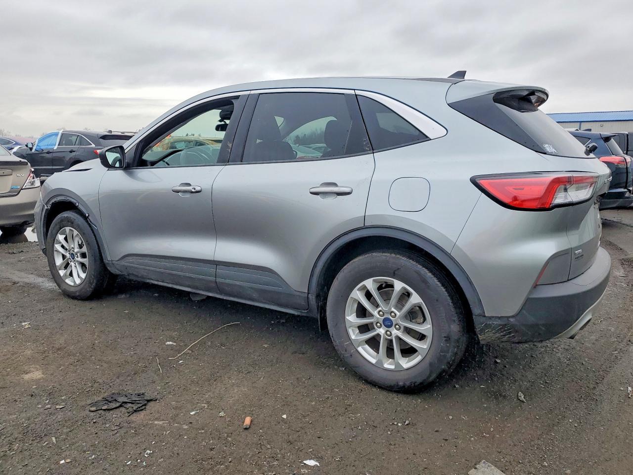 2022 Ford Escape Se - Фото 2