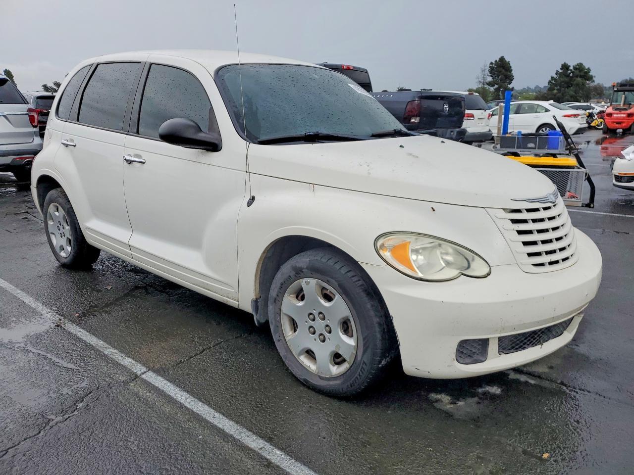 2009 Chrysler Pt Cruiser - Image 4