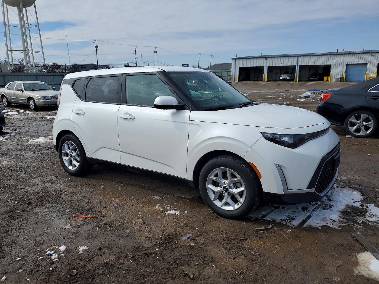 2025 Kia Soul Lx - Image 4