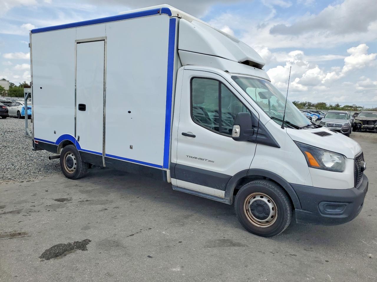2021 Ford Transit Delivery Truck - Image 4