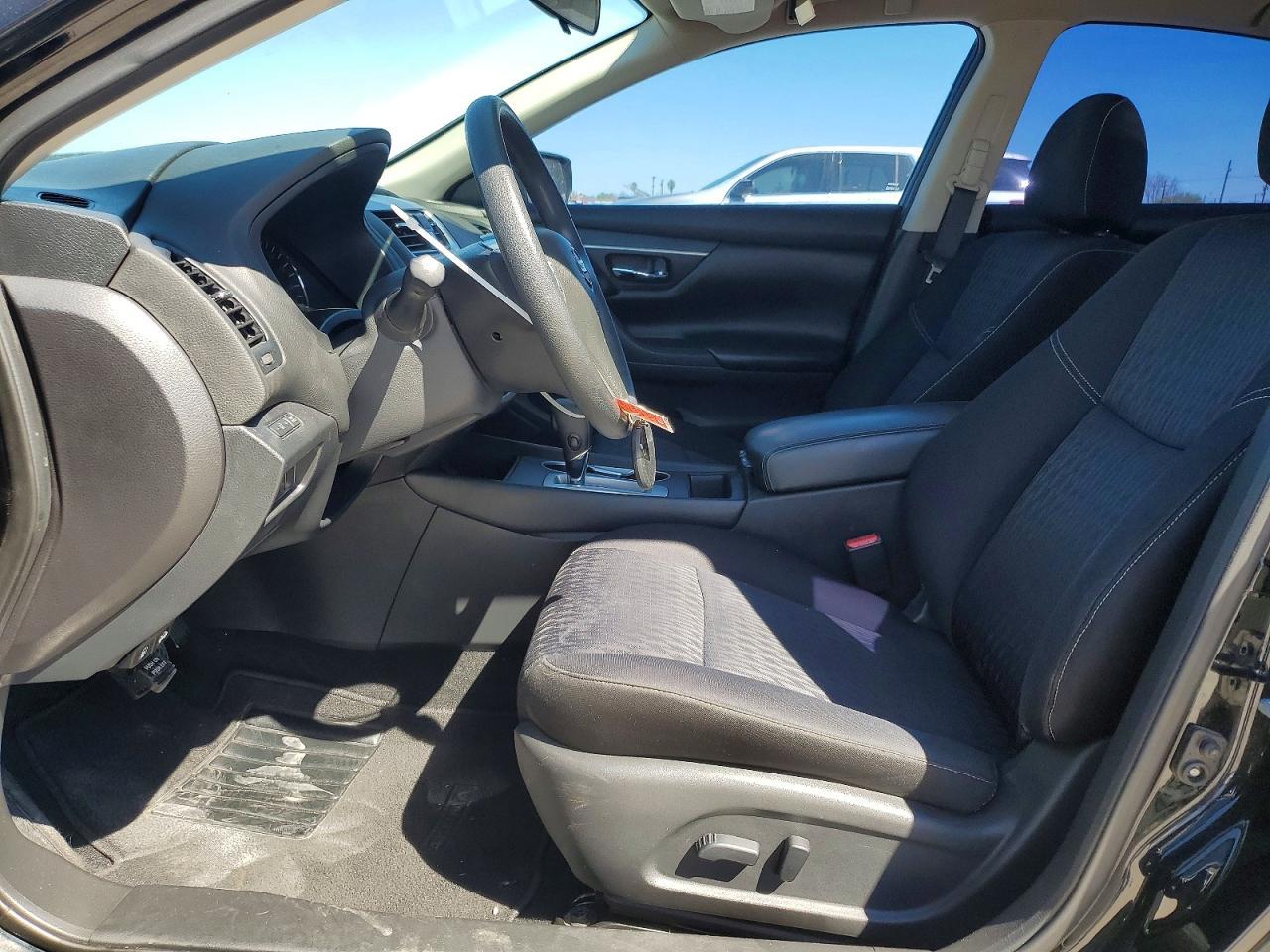 2017 Nissan Altima 2.5 S - Фото 7