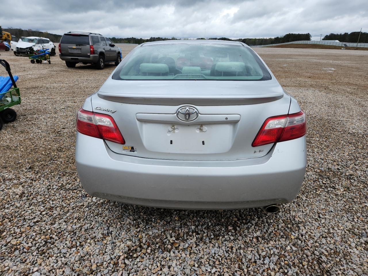 2009 Toyota Camry Le - Image 6
