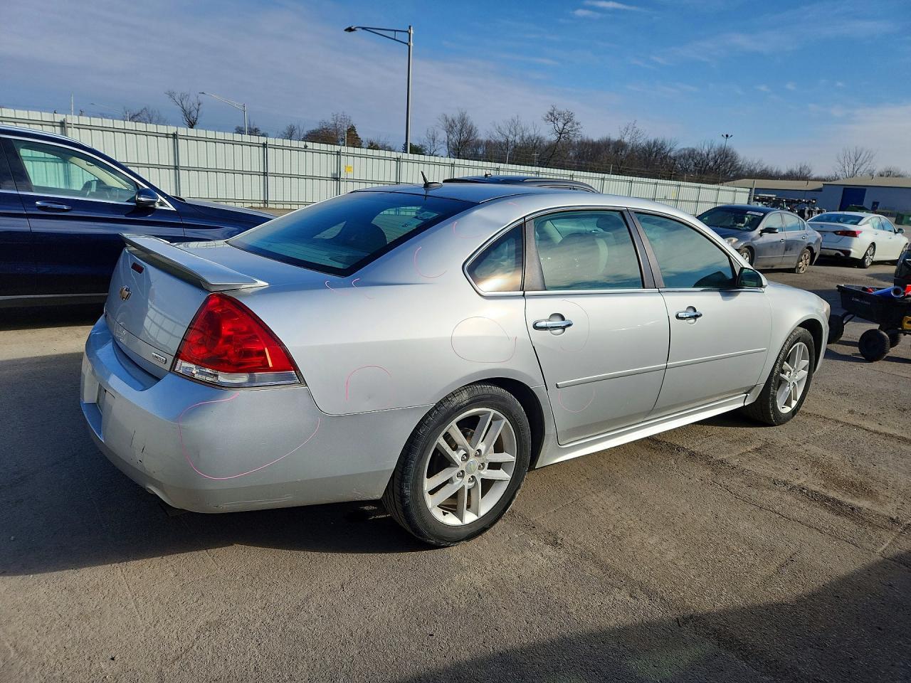 2014 Chevrolet Impala Limited Ltz - Image 3