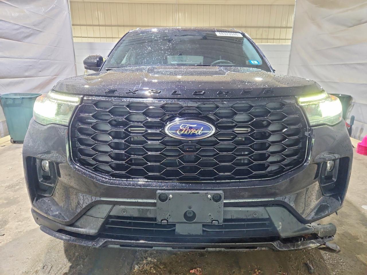 2025 Ford Explorer St-Line - Фото 5