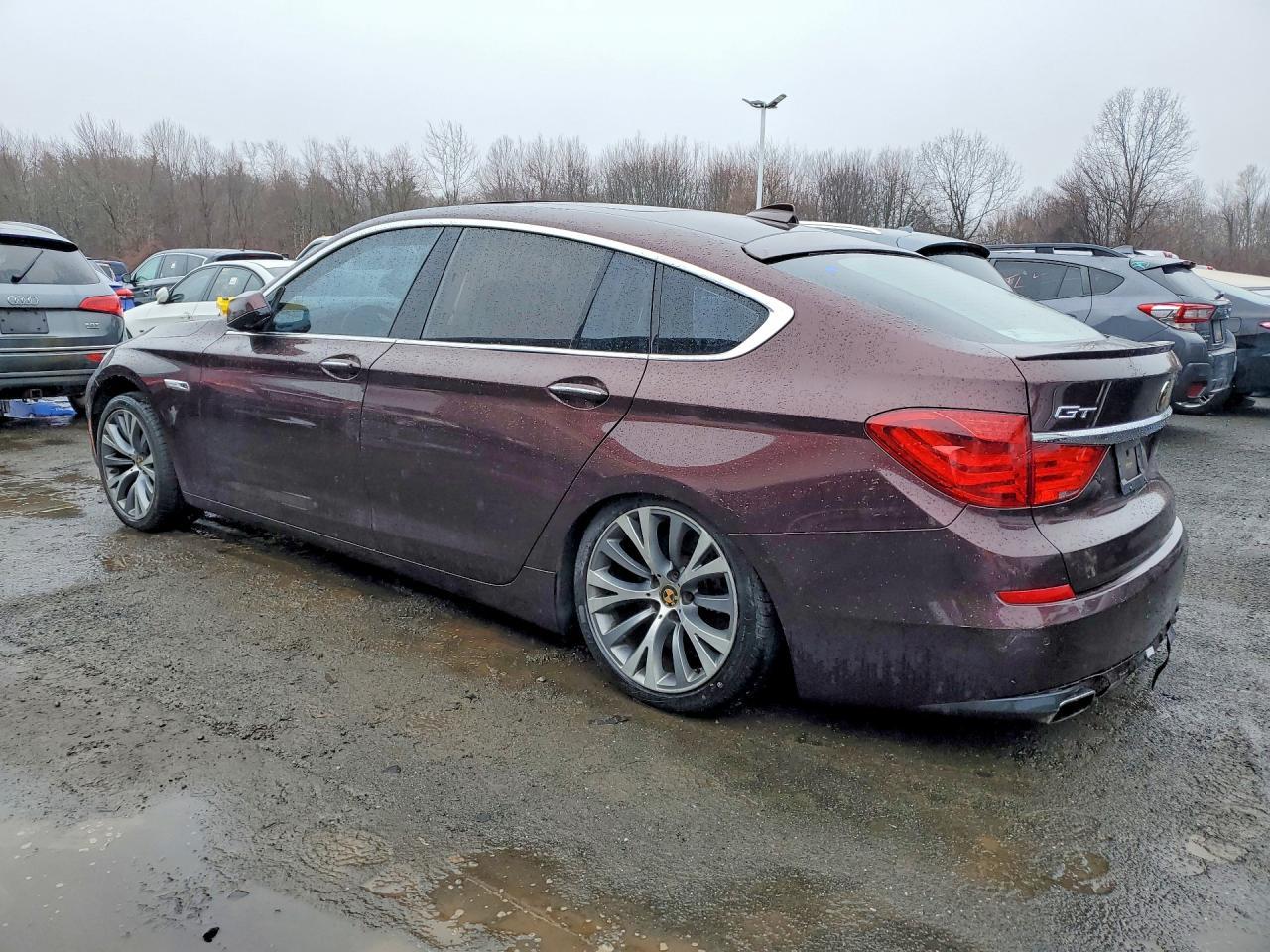 2013 BMW 550 Igt - Фото 2