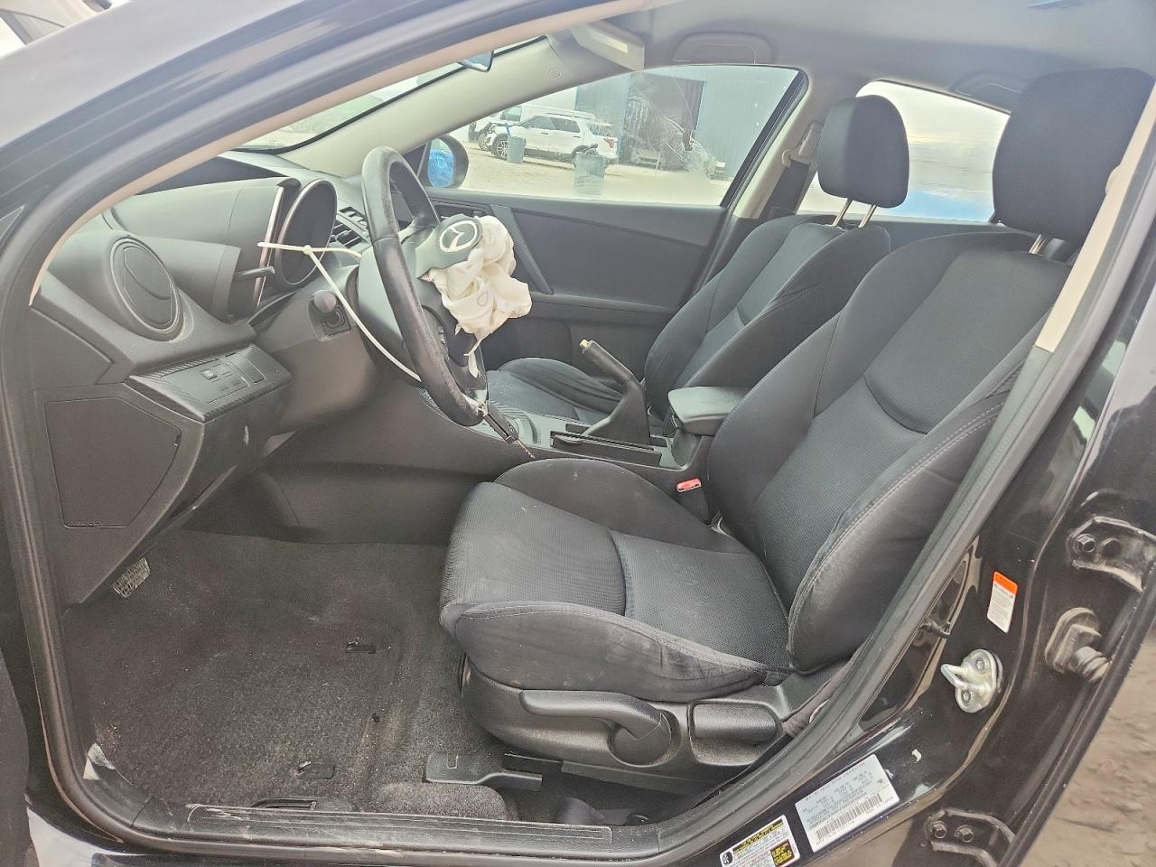 2010 Mazda 3 S - Image 7