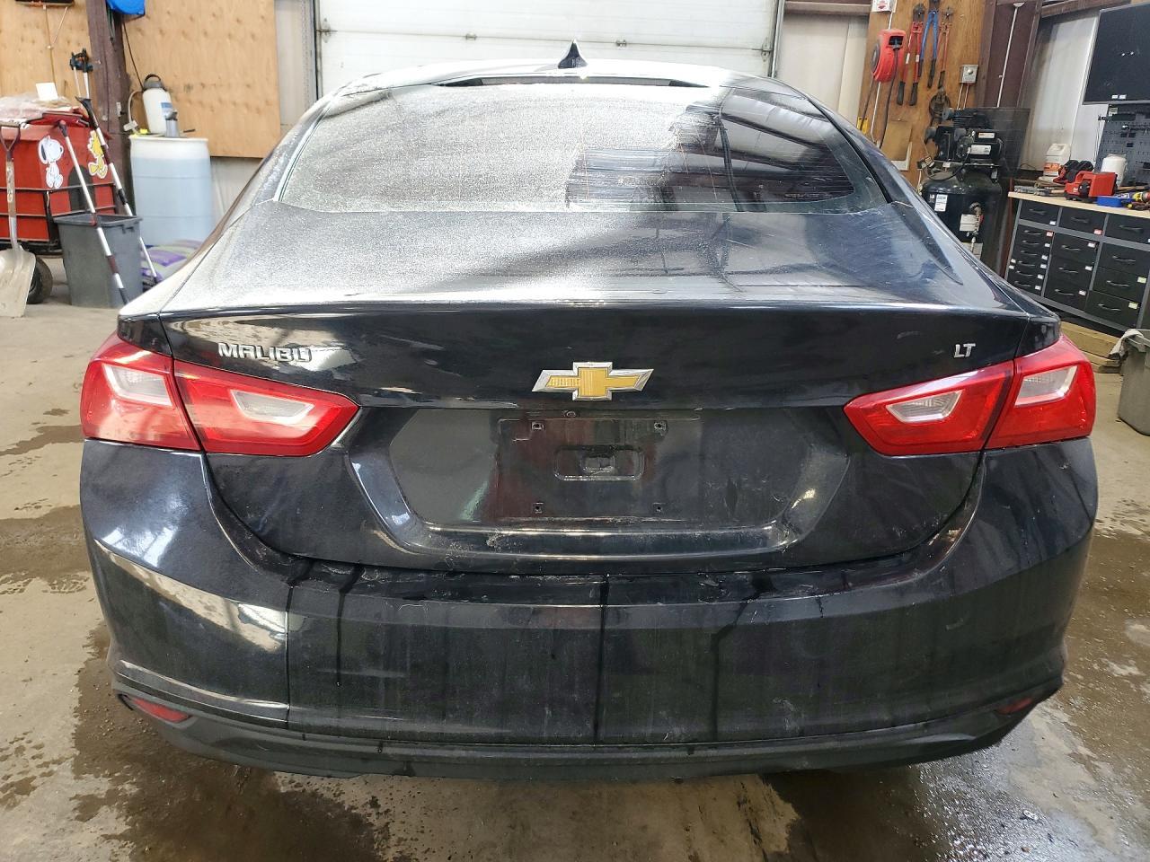2017 Chevrolet Malibu Lt 4Dr - Фото 6