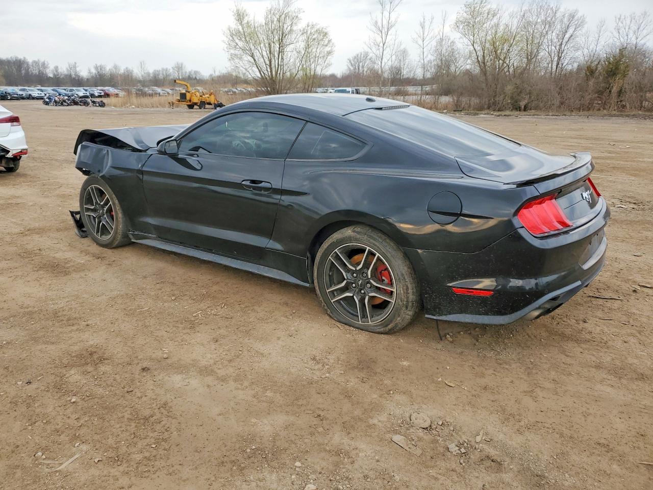 2019 Ford Mustang - Фото 2