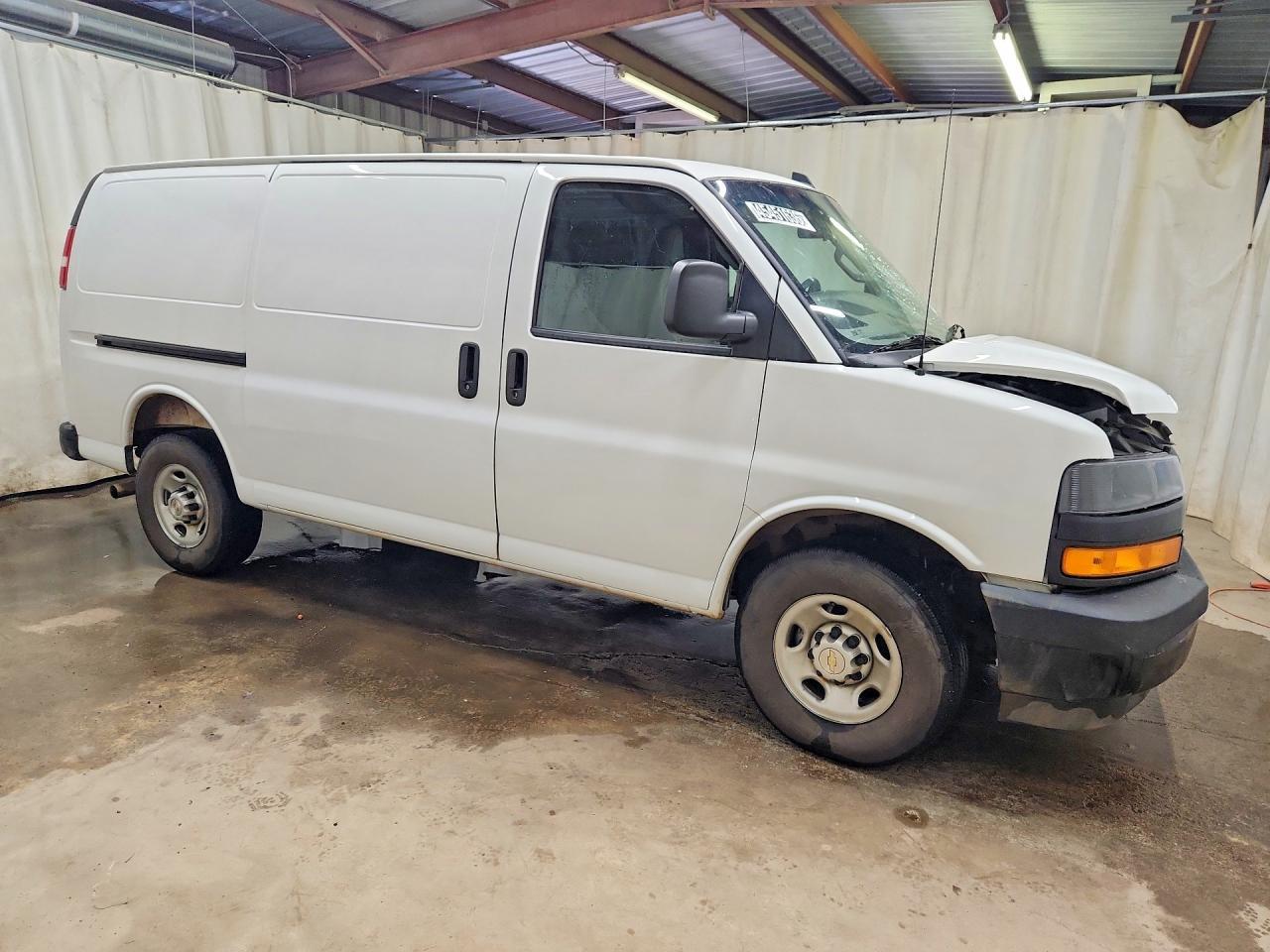 2025 Chevrolet Express G2500 - Image 4