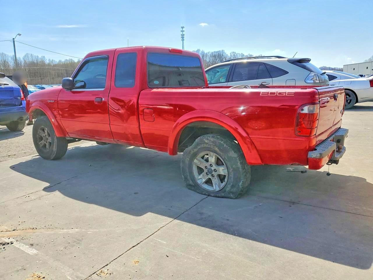 2005 Ford Ranger Super Cab - Image 2