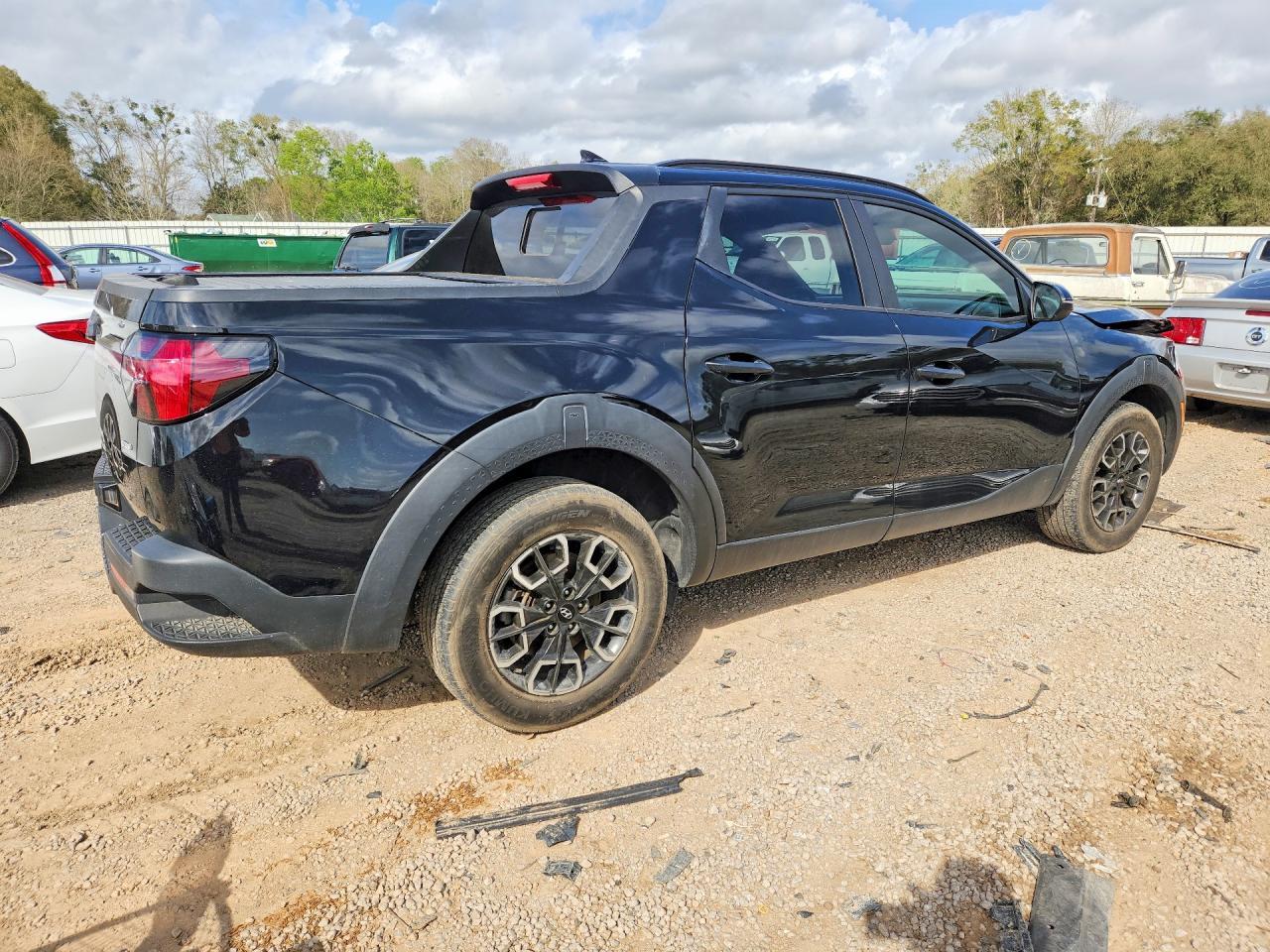 2023 Hyundai Santa Cruz Sel - Image 3