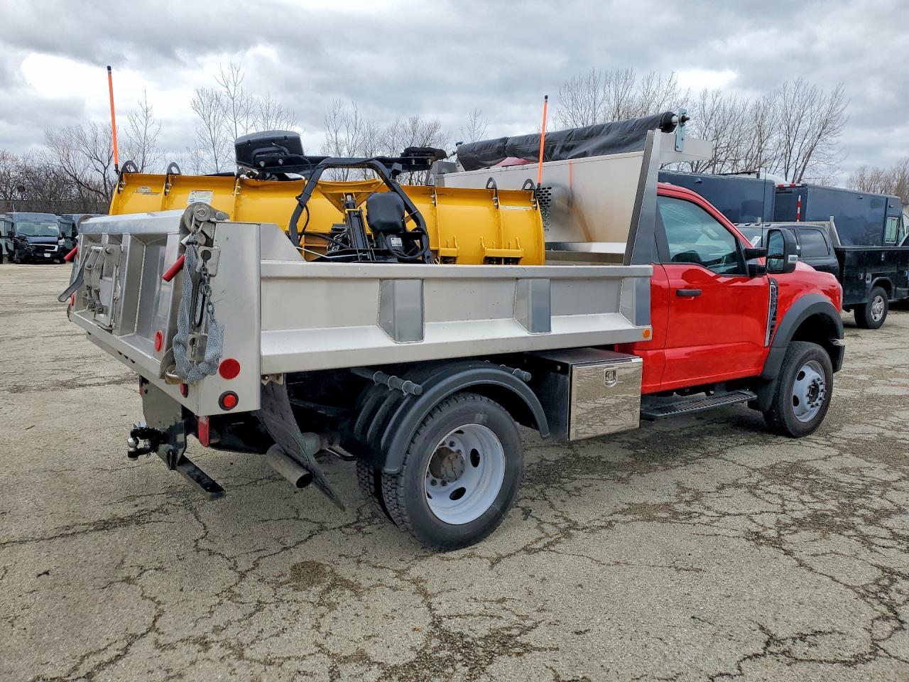 2024 Ford F550 Super Duty Dump Truck - Image 3