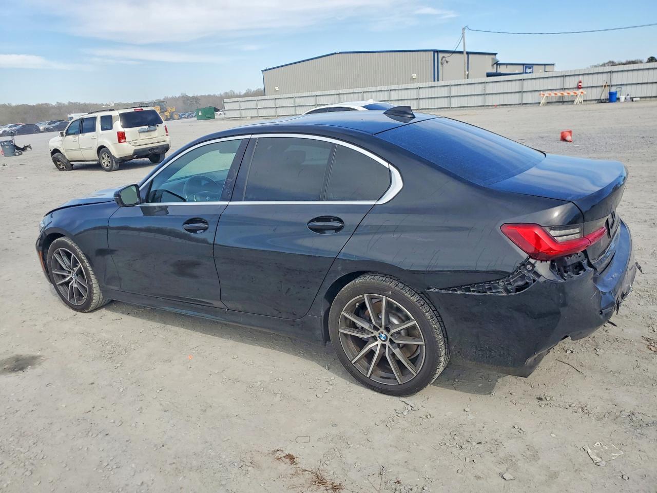 2020 BMW 330I - Image 2
