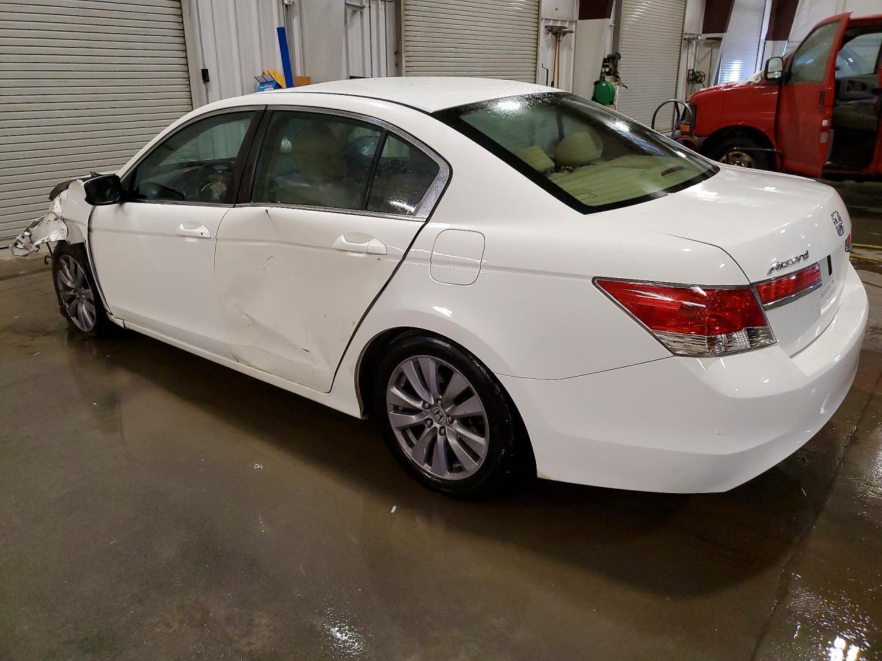 2011 Honda Accord Ex - Image 2
