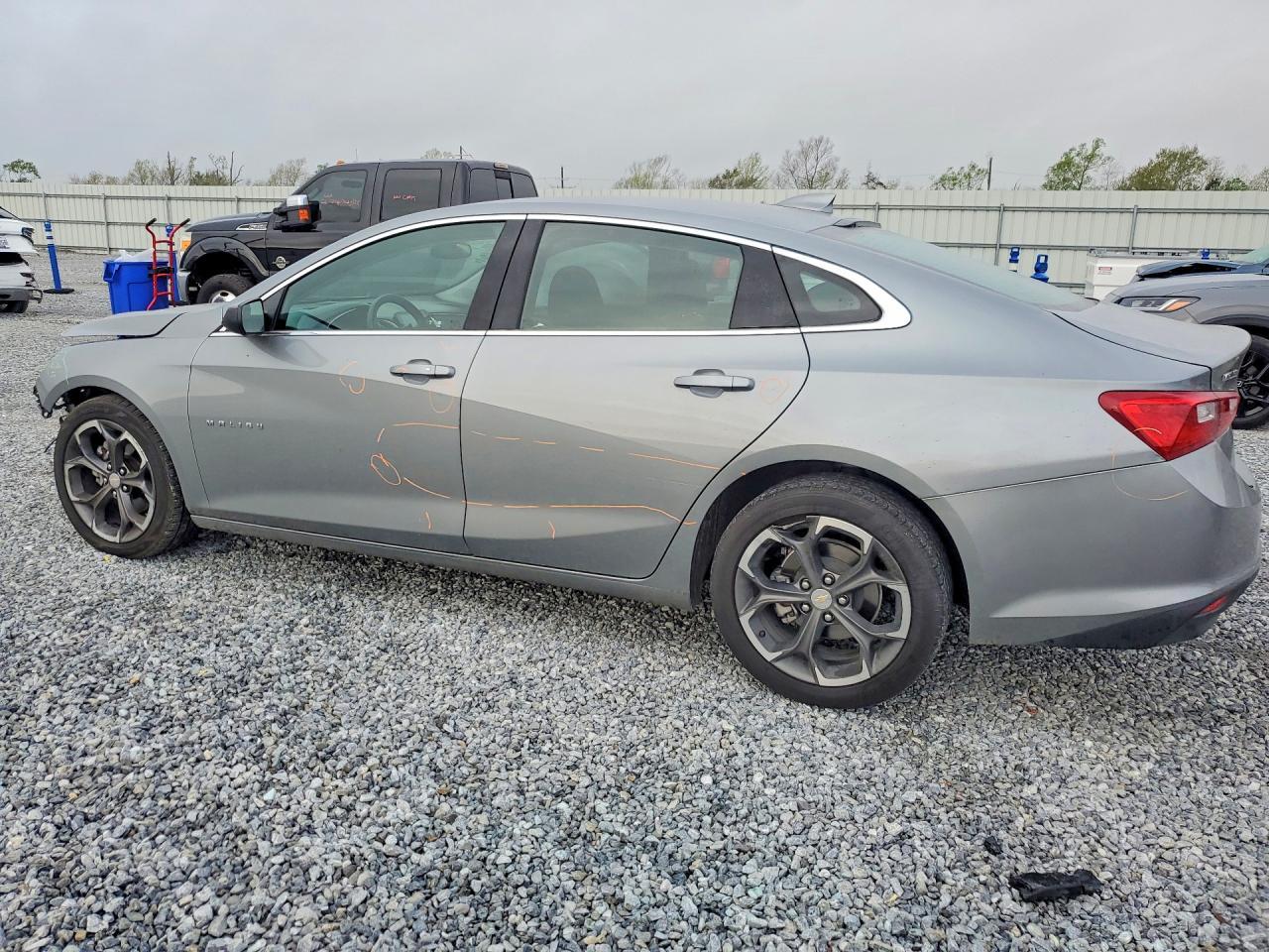 2023 Chevrolet Malibu Lt - Image 2