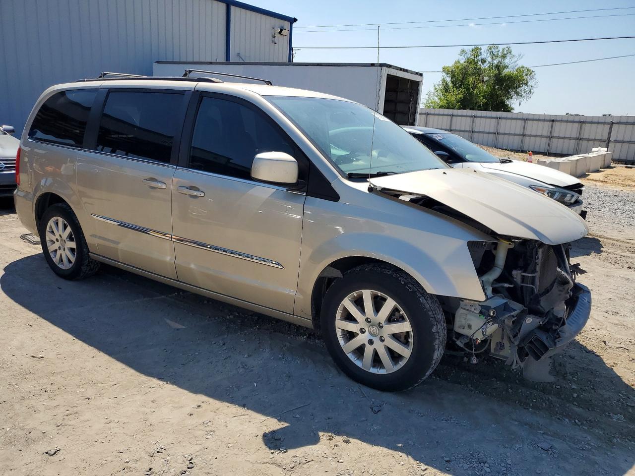 2016 Chrysler Town & Country Touring - Фото 4