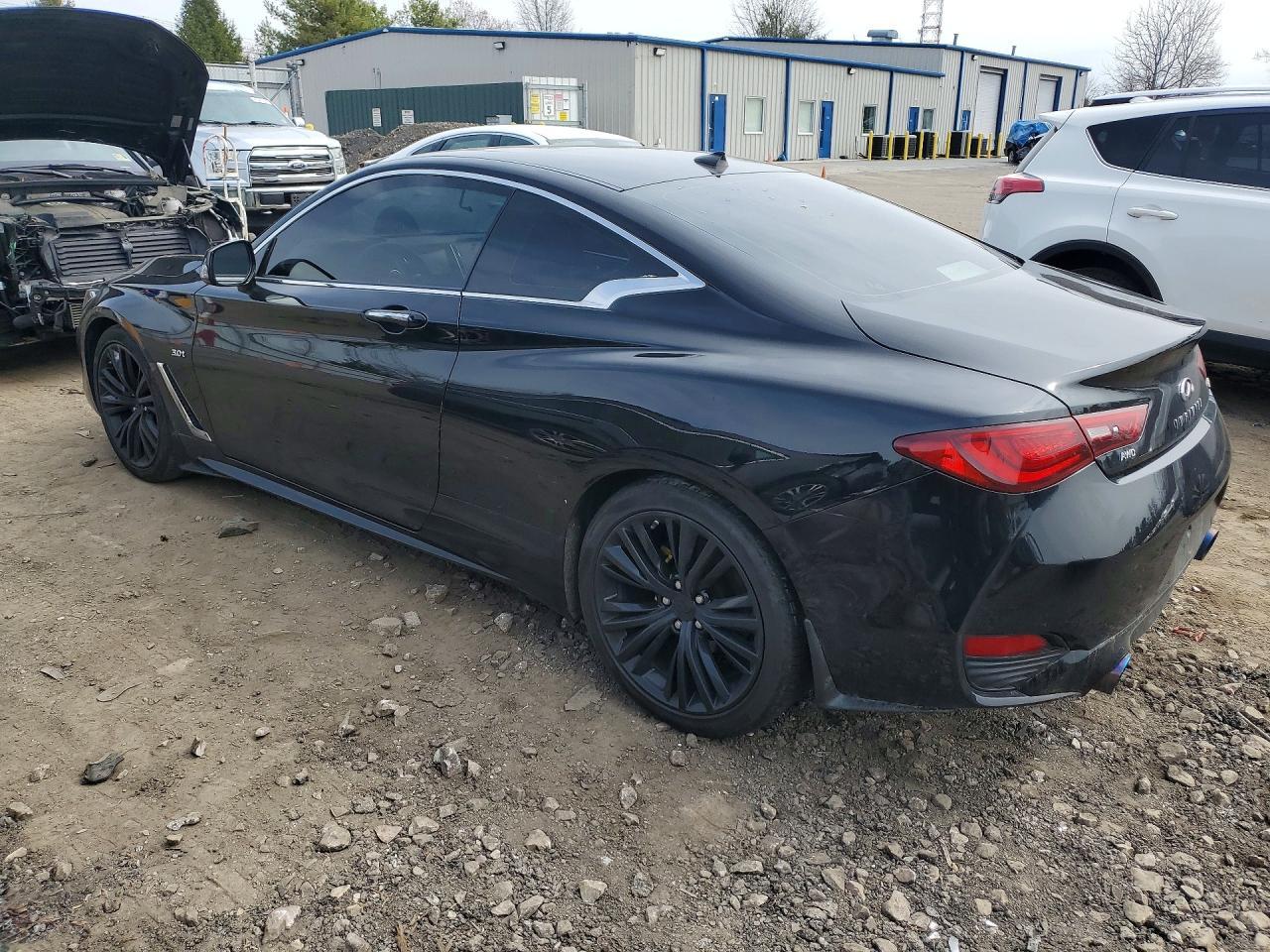 2017 Infiniti Q60 3.0T Premium - Фото 2