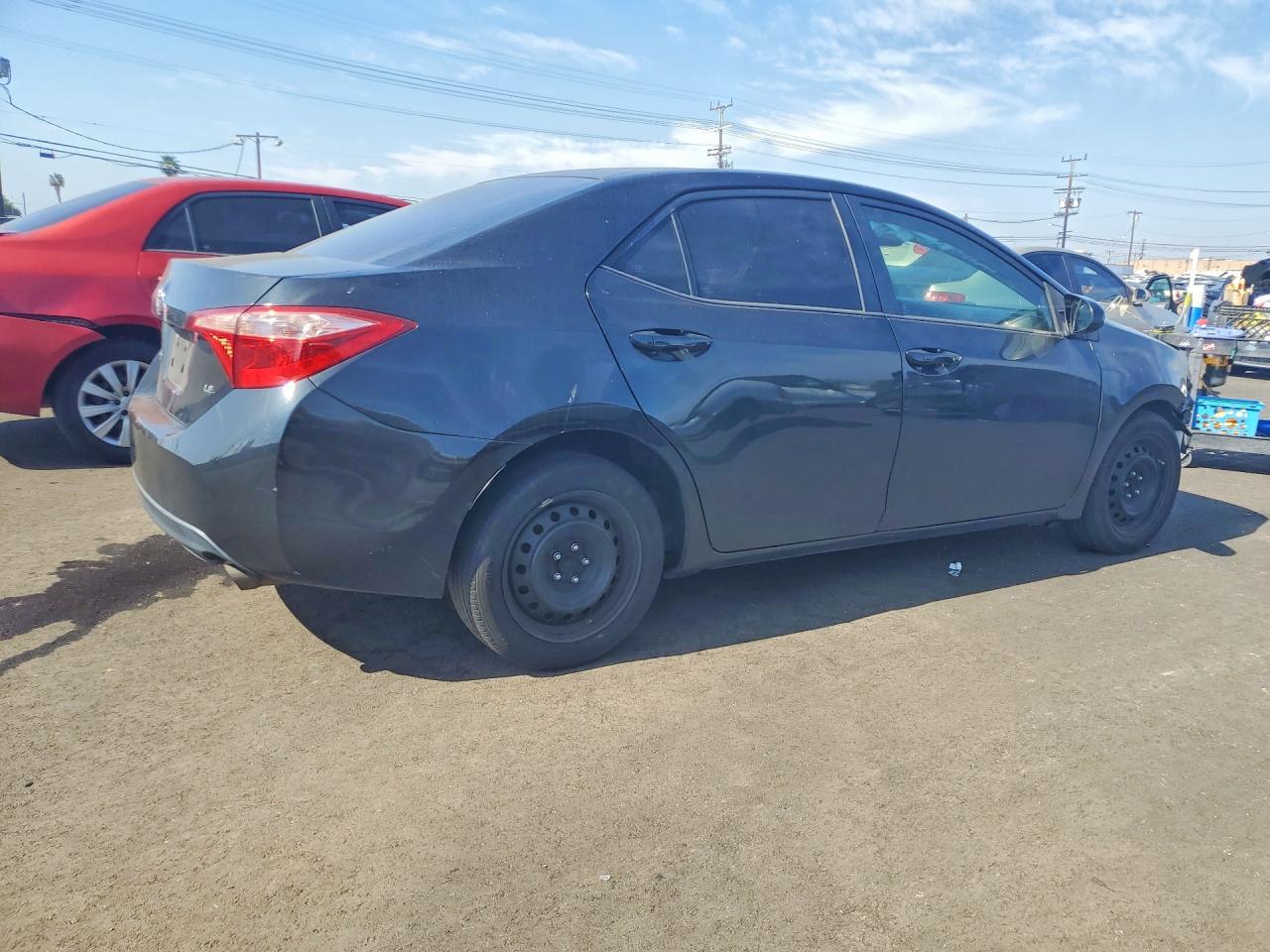 2019 Toyota Corolla Le - Фото 3