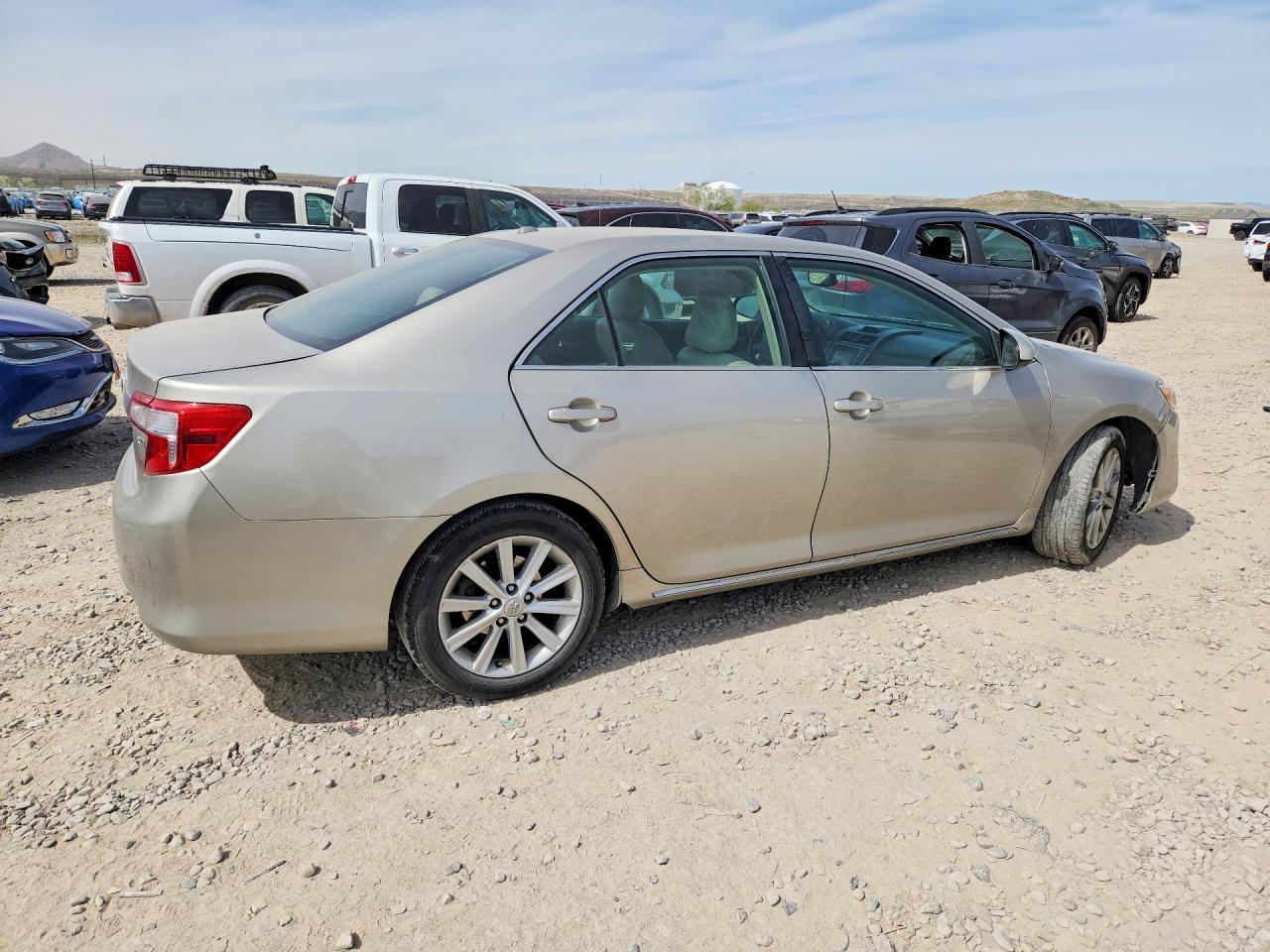 2014 Toyota Camry Xle - Фото 3