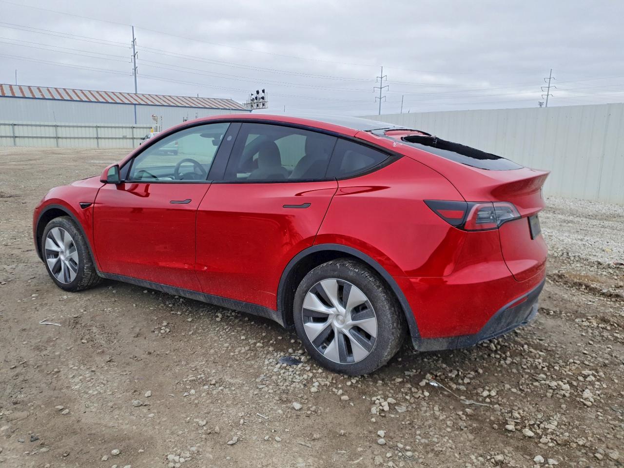2023 Tesla Model Y - Image 2