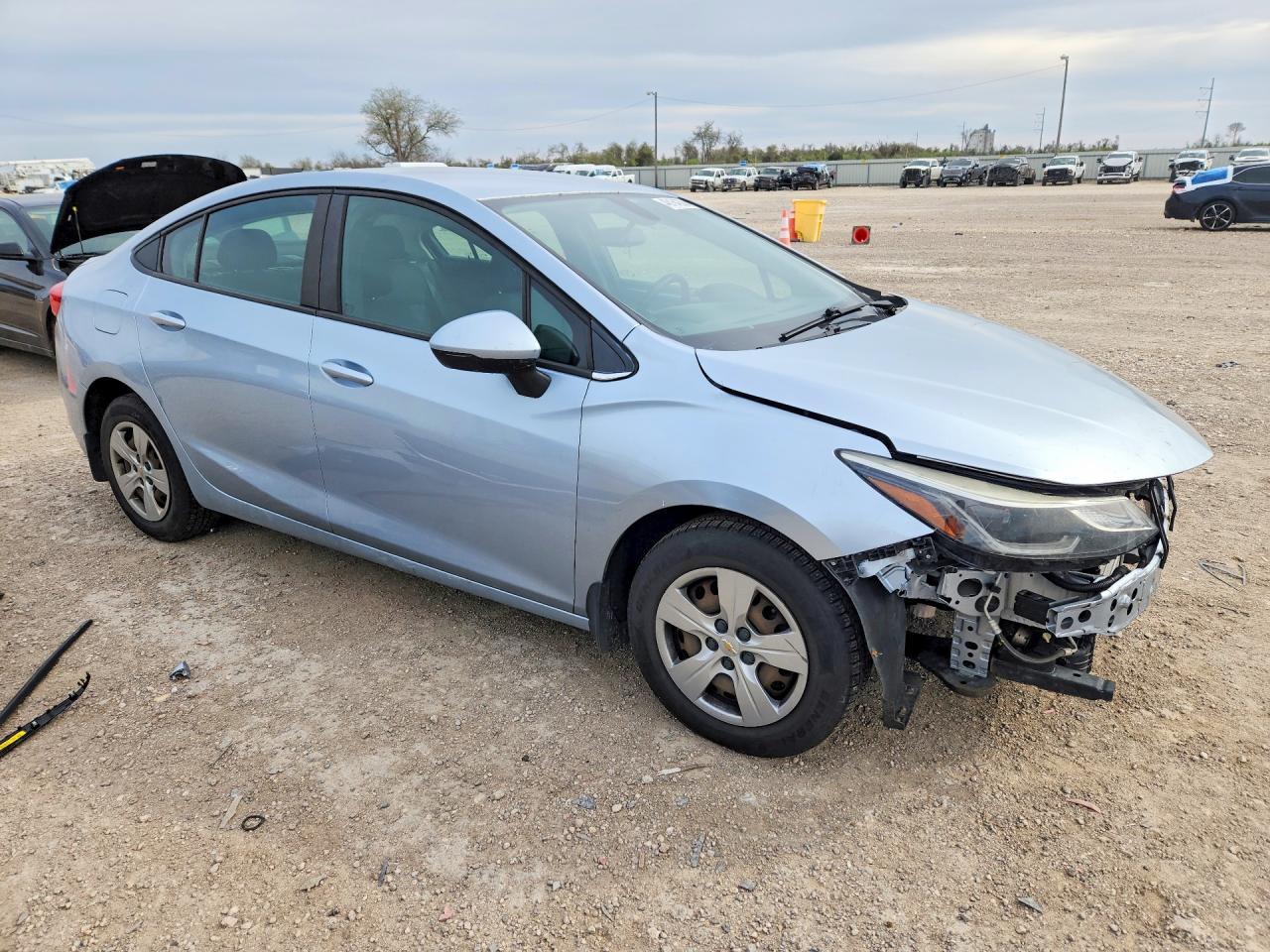 2018 Chevrolet Cruze Ls - Фото 4