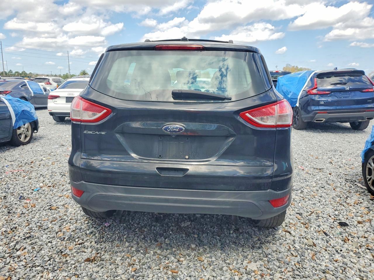 2014 Ford Escape S - Фото 6