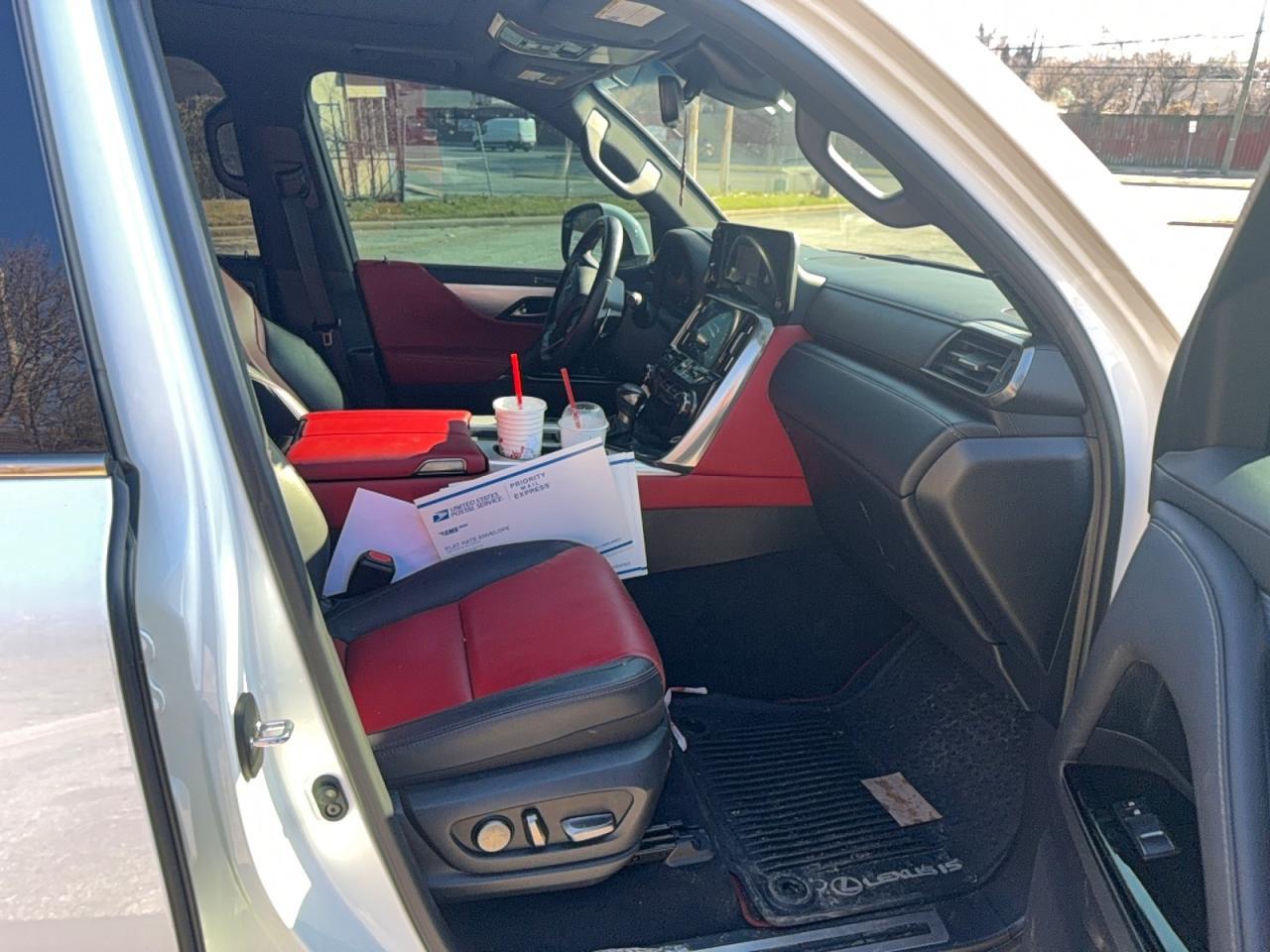 2022 Lexus Lx 600 F Sport Handling - Фото 5