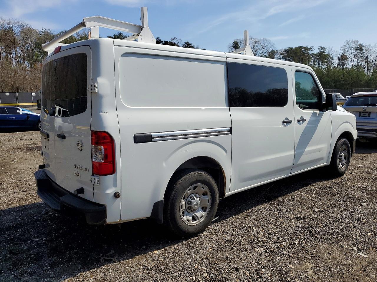 2015 Nissan Nv 2500 Hd S - Фото 3
