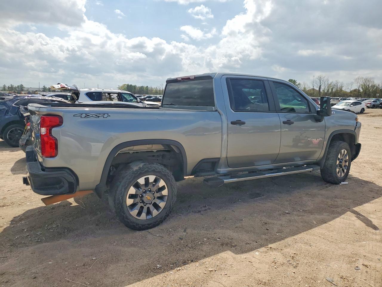 2024 Chevrolet Silverado K2500 Custom - Image 3