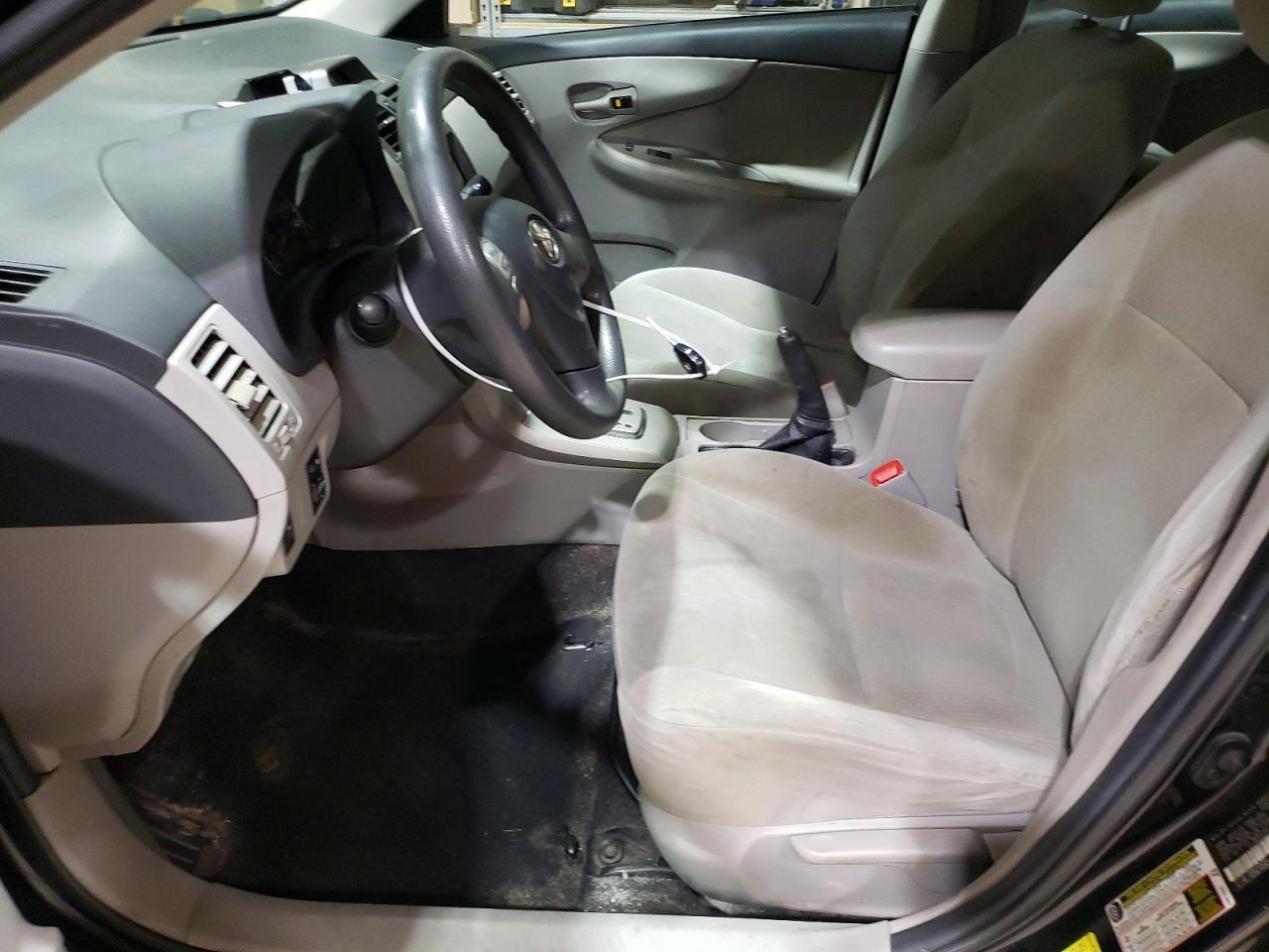 2012 Toyota Corolla Le - Image 7