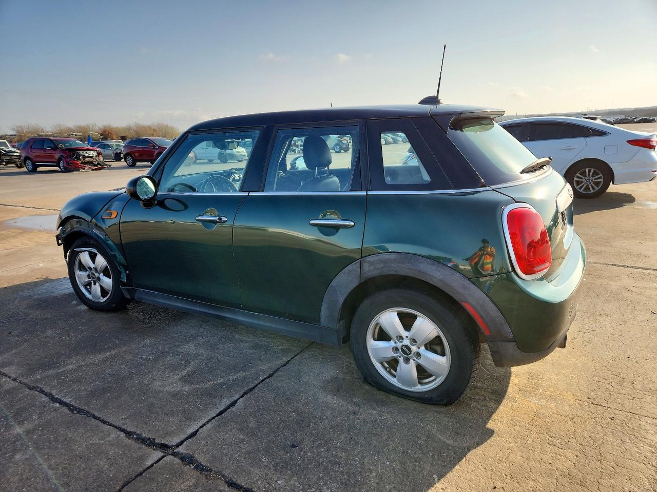 2015 Mini Cooper - Фото 2