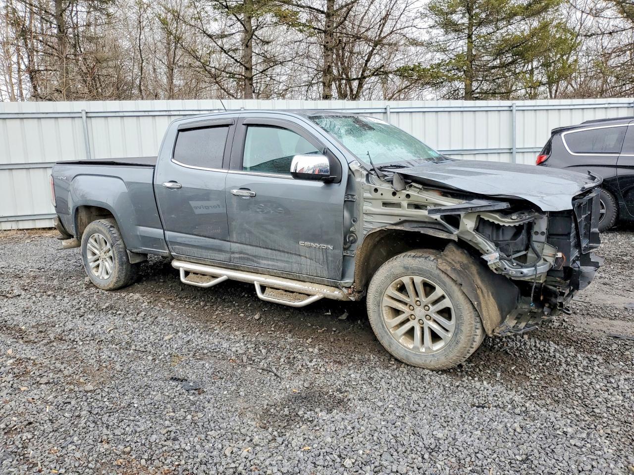 2019 GMC Canyon Slt - Image 4