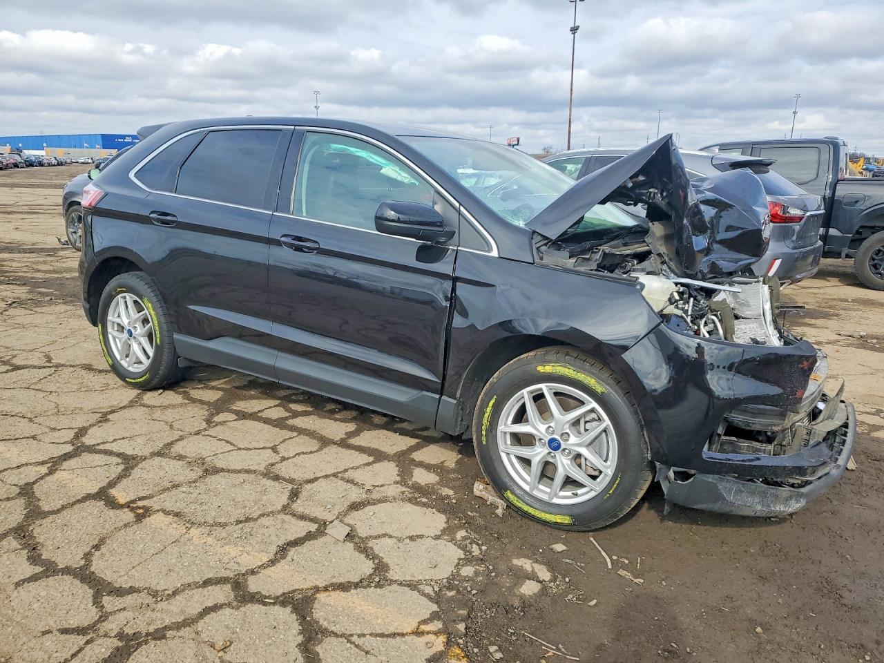 2022 Ford Edge Sel - Фото 4