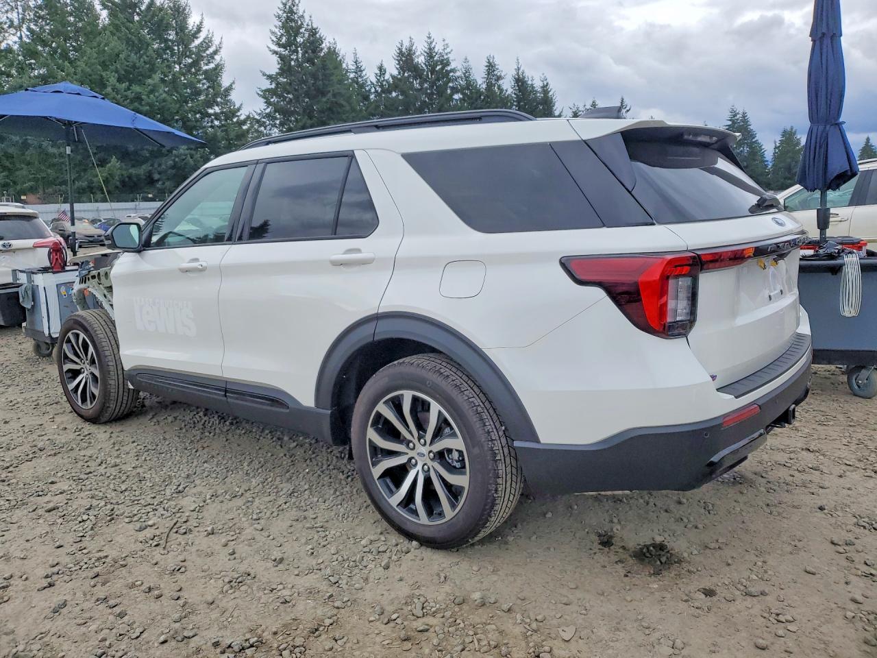 2025 Ford Explorer St-Line - Фото 2