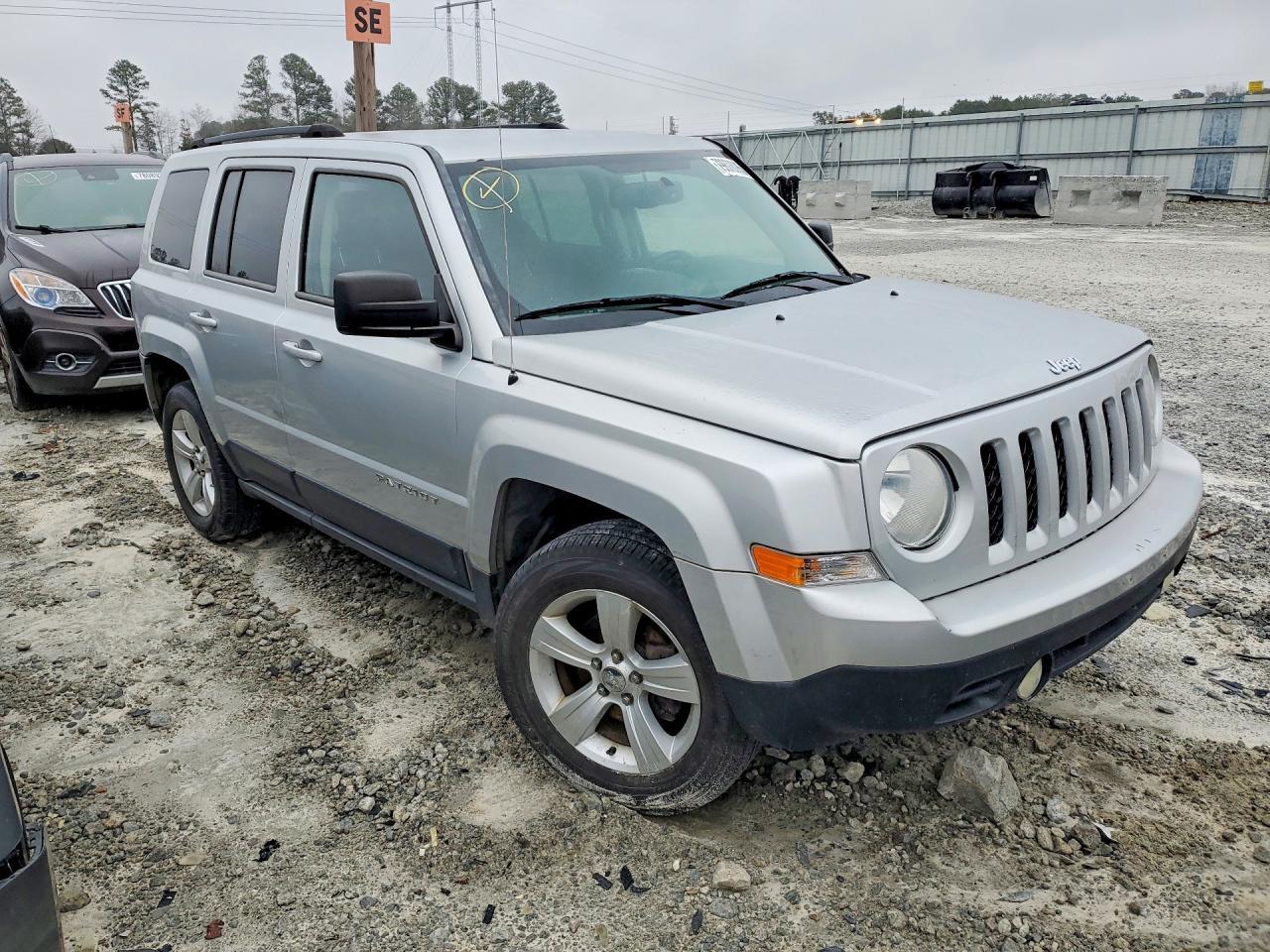 2014 Jeep Patriot Latitude - Image 4