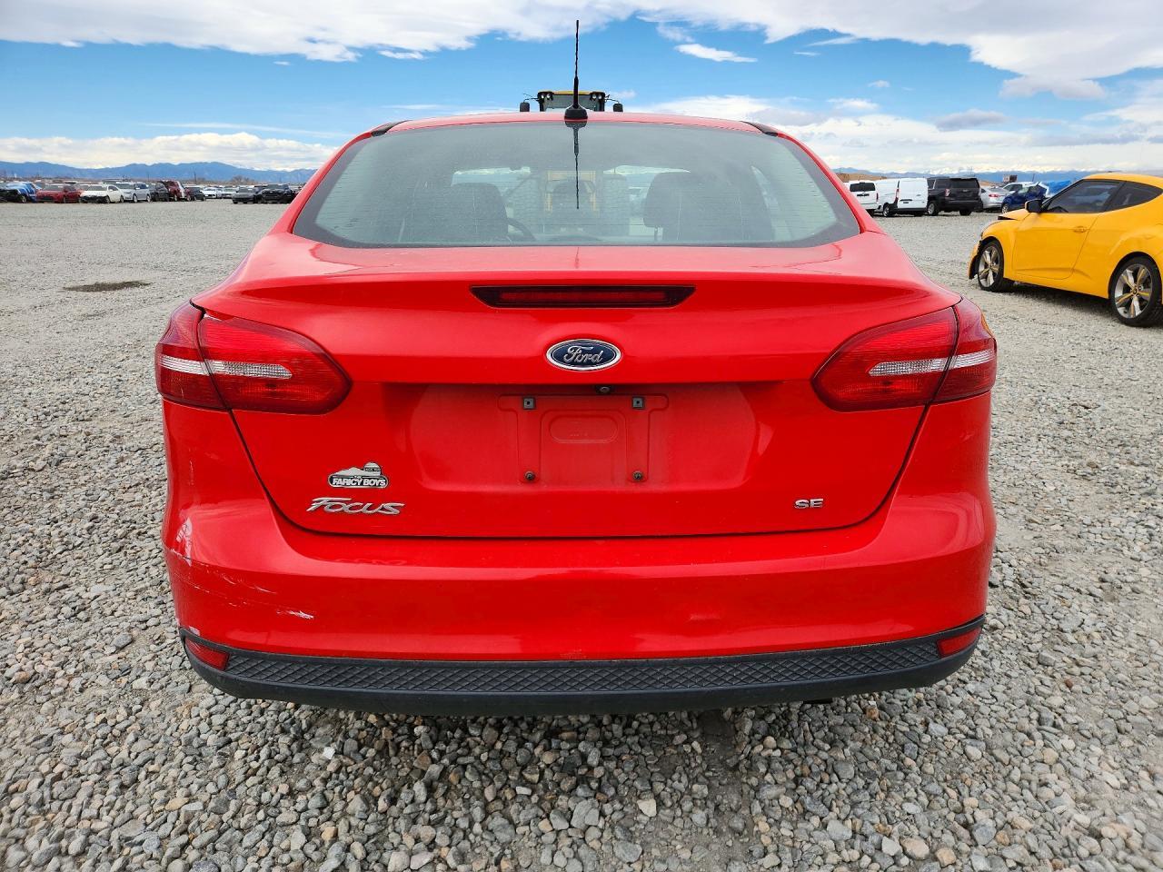 2016 Ford Focus Se - Фото 6
