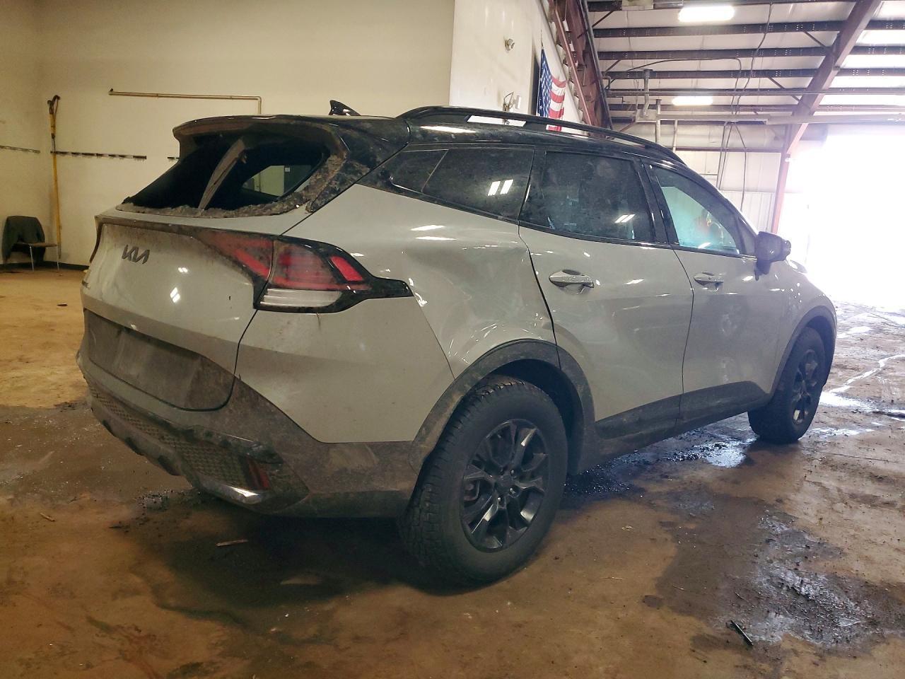 2025 Kia Sportage X-Pro Prestige - Image 3