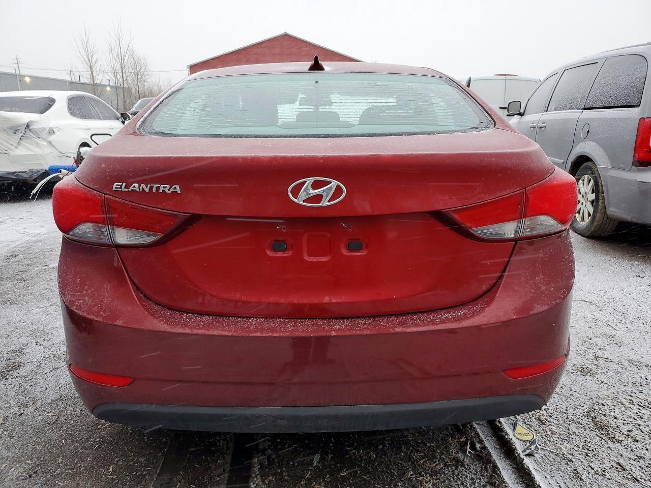 2016 Hyundai Elantra Se - Фото 7