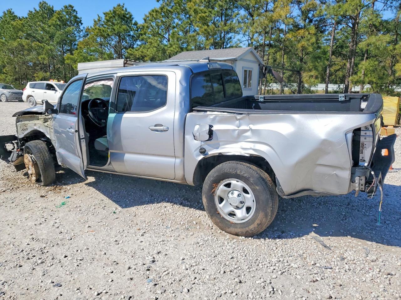 2019 Toyota Tacoma Sr - Фото 2