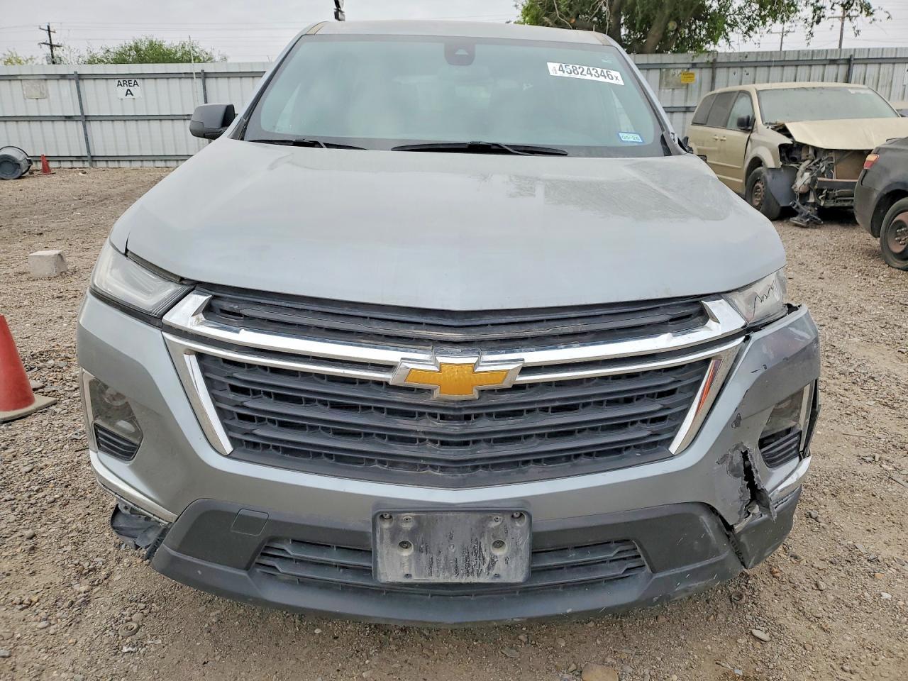 2023 Chevrolet Traverse Ls - Image 5