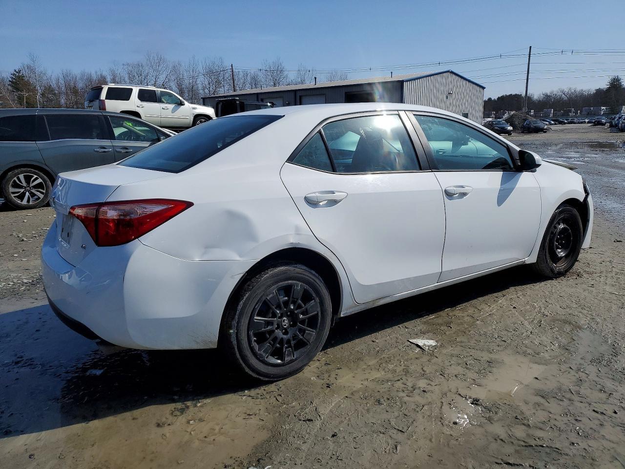 2019 Toyota Corolla Le - Фото 3