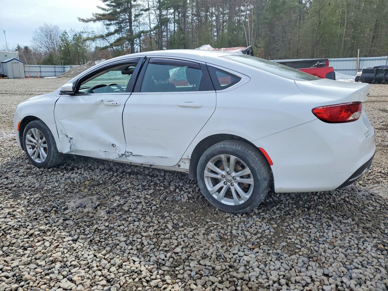 2015 Chrysler 200 Limited - Image 2