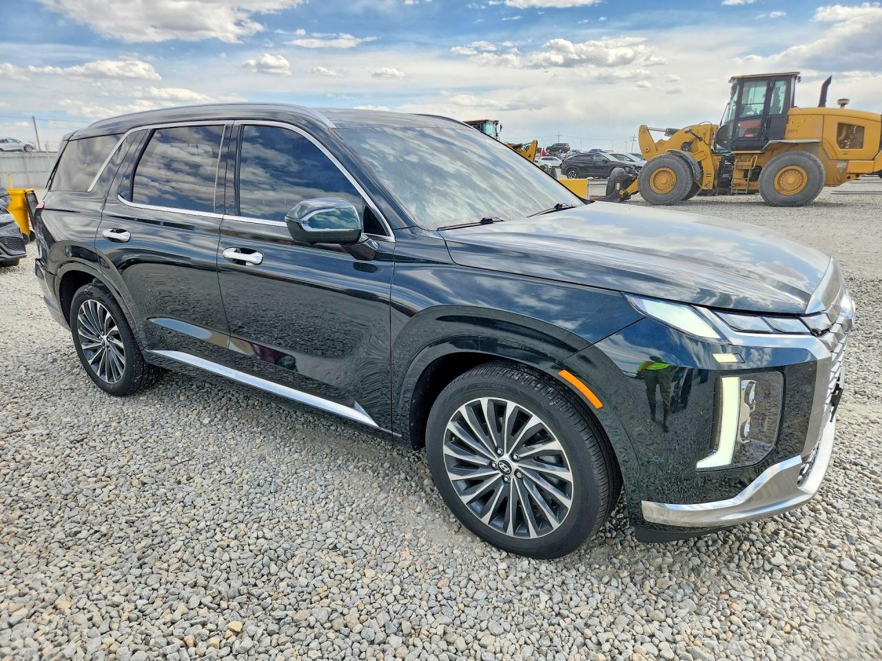 2023 Hyundai Palisade Calligraphy - Image 4
