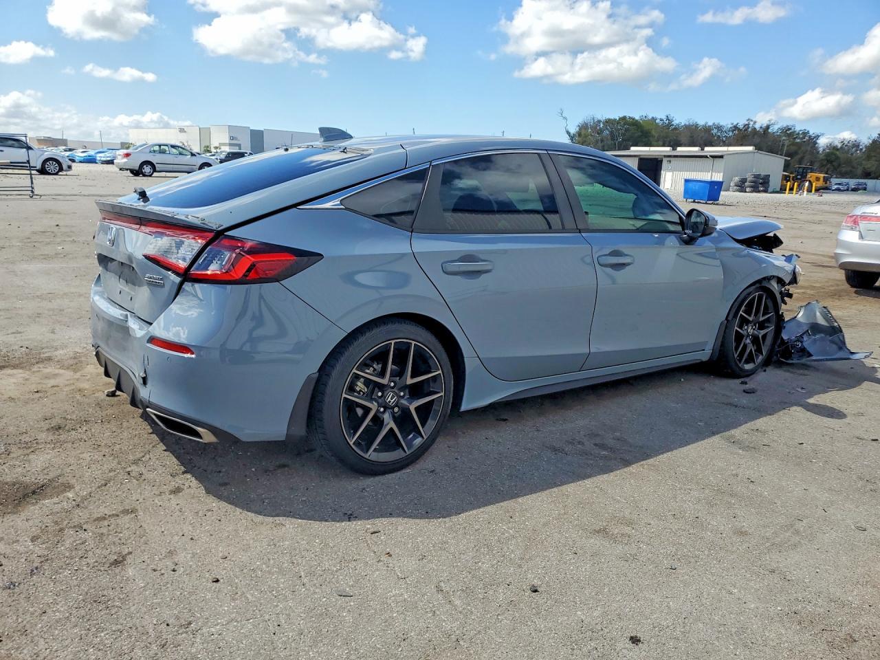 2024 Honda Civic Sport Touring - Фото 3
