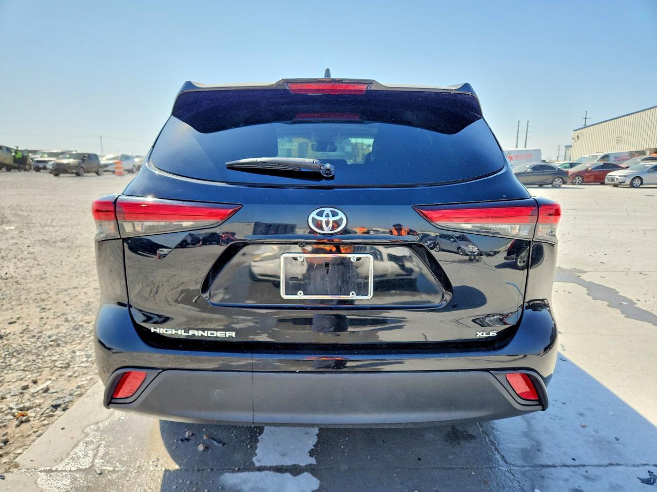 2020 Toyota Highlander Xle - Image 6