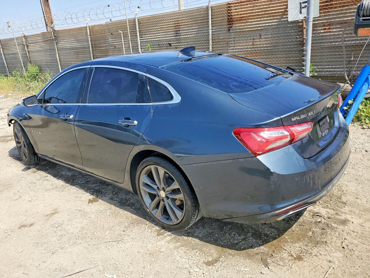2020 Chevrolet Malibu Premier - Image 2