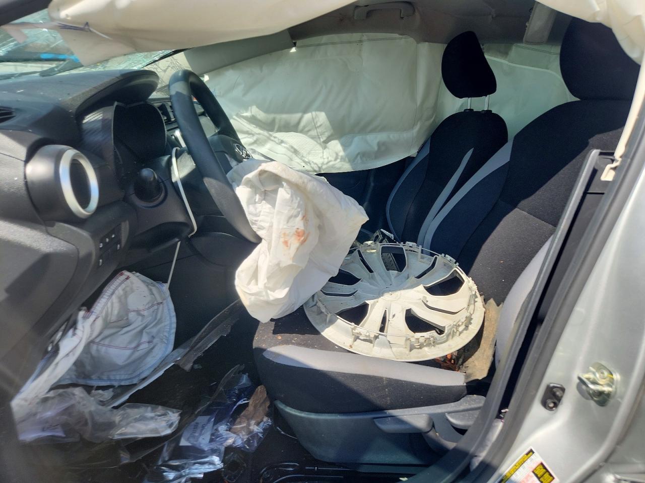 2025 Nissan Versa S - Фото 7
