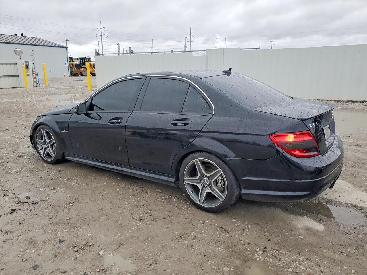 2010 Mercedes-Benz C 63 Amg - Фото 2