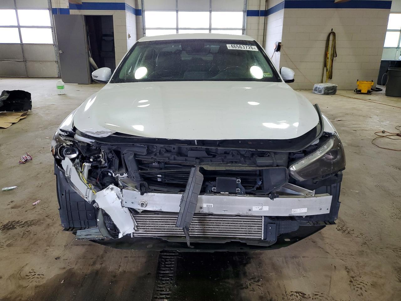 2019 Genesis G70 3.3T Advanced - Фото 5