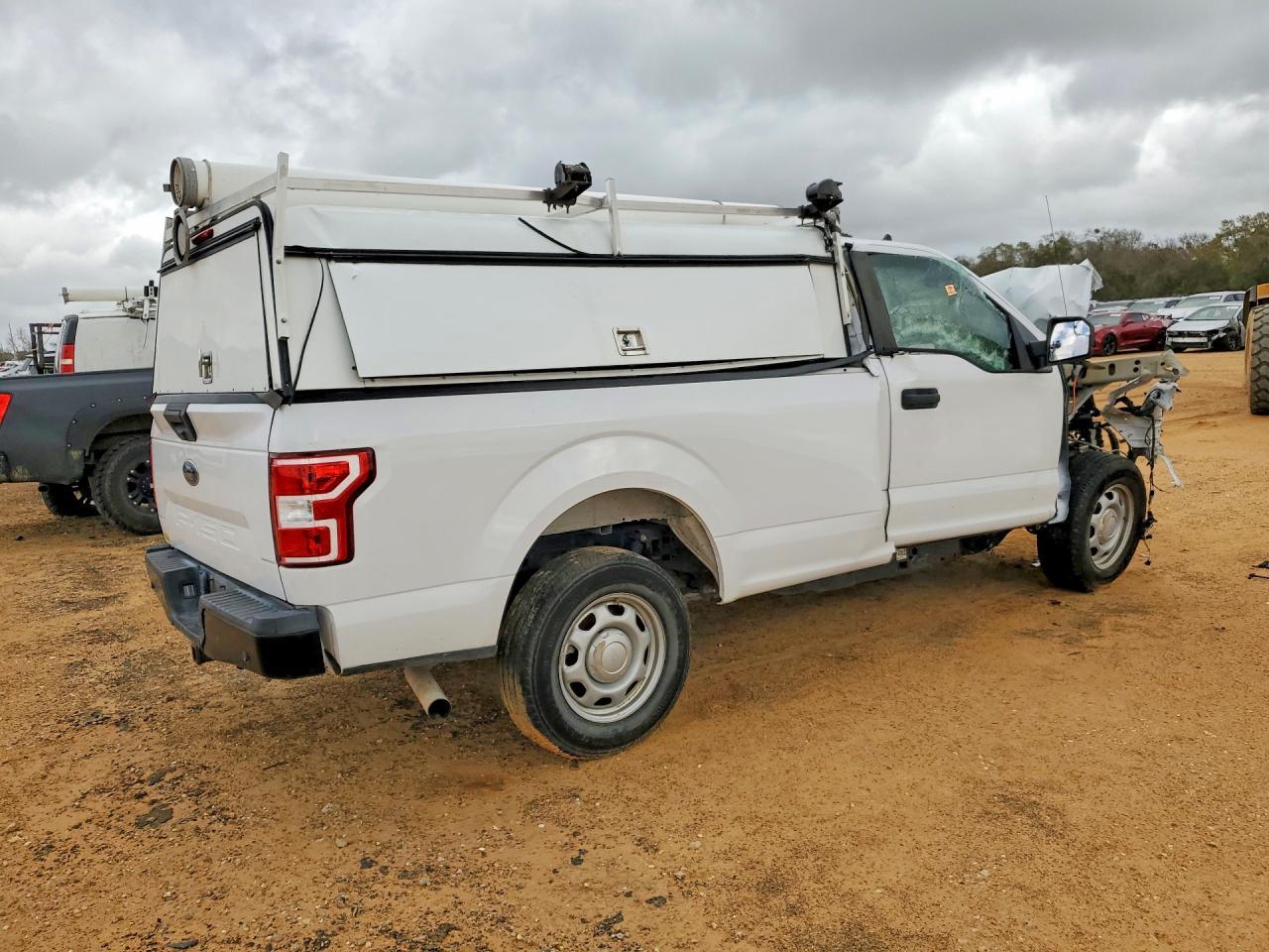 2020 Ford F150 - Фото 3